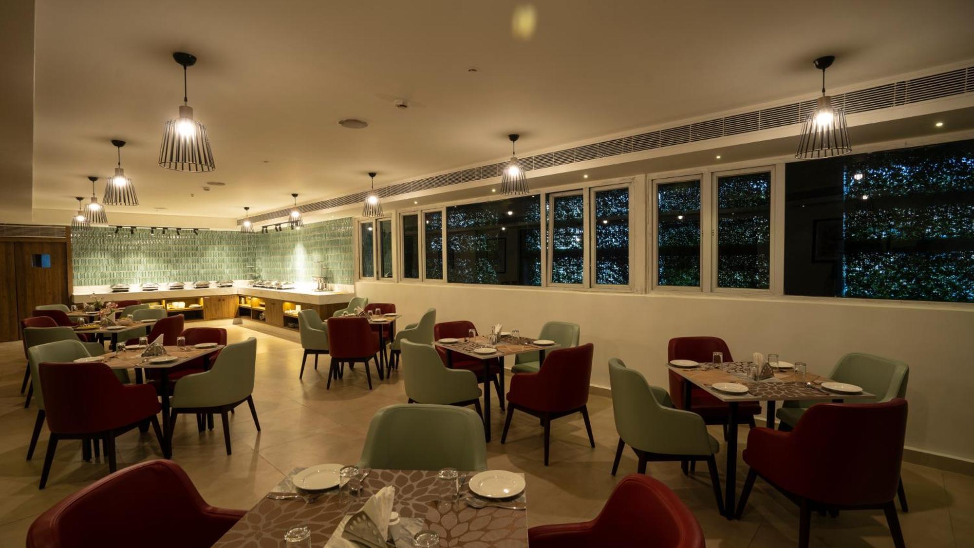 Grand Continent Secunderabad A Sarovar Portico Affiliate Hotel Kültér fotó